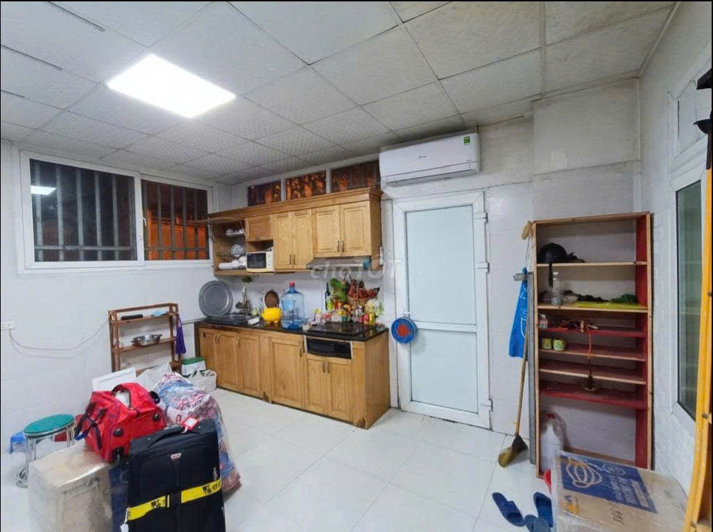 Cho thuê nhà ngõ ô tô 210 Phố Tân Mai 4 tầng x 54m2, 12 Triệu VP, Cty, KD online, ở gđ, nhóm - Ảnh 1